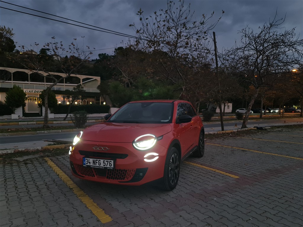 Şehrin Yeni Enerjik Küçüğü: Fiat 600e