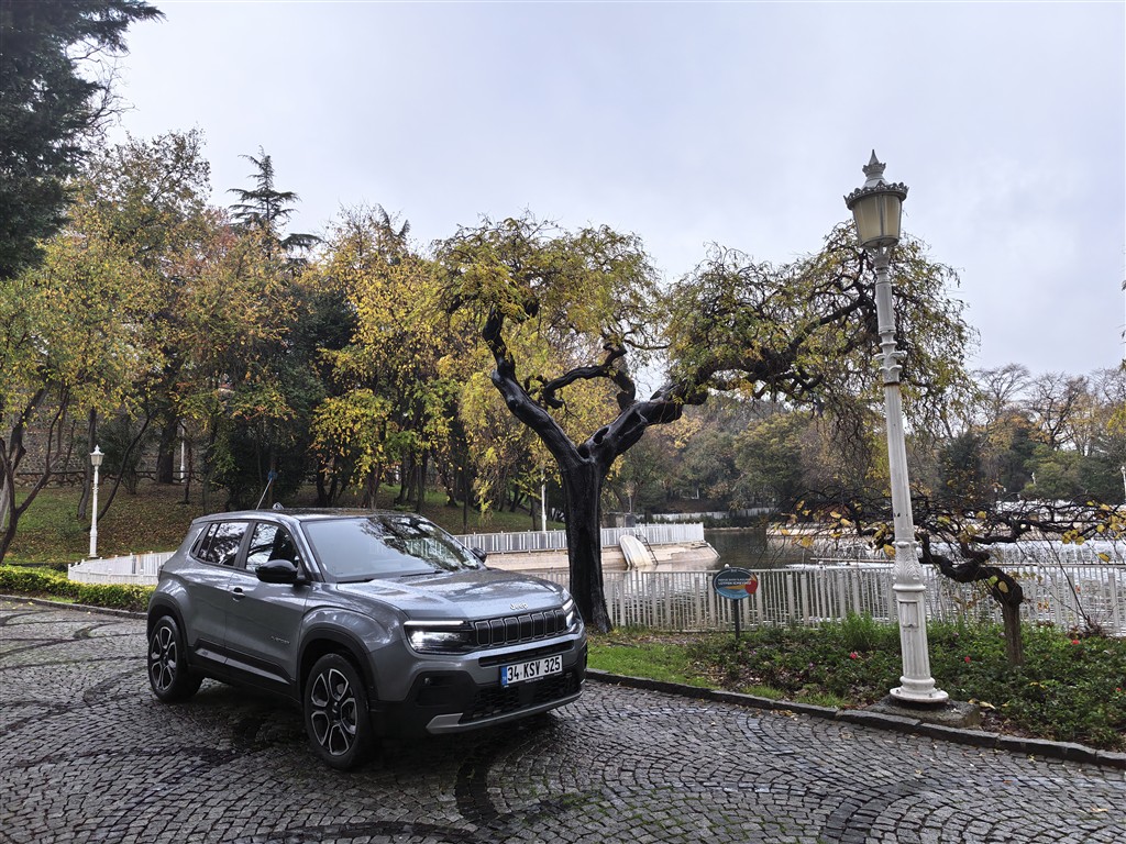 Jeep Avenger 1.2 110 HP 4×2 : Şehir Odaklı Bir Jeep Yorum