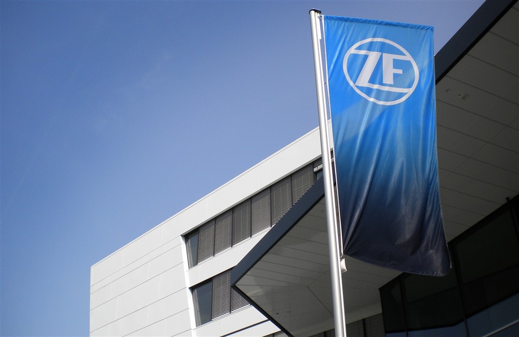 ZF ve BMW, Gelecek Odaklı Sürüş Teknolojileri için Anlaşma İmzaladı