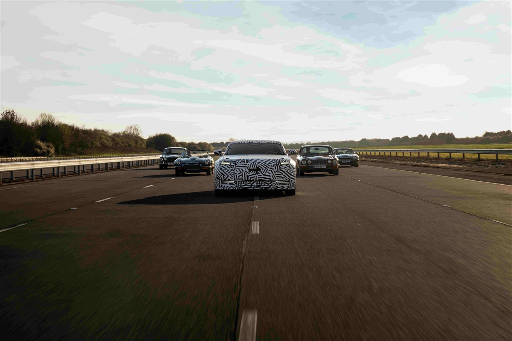 Jaguar, İkonik Mirasını Yeni Nesil Elektrikli GT ile Geleceğe Taşıyor