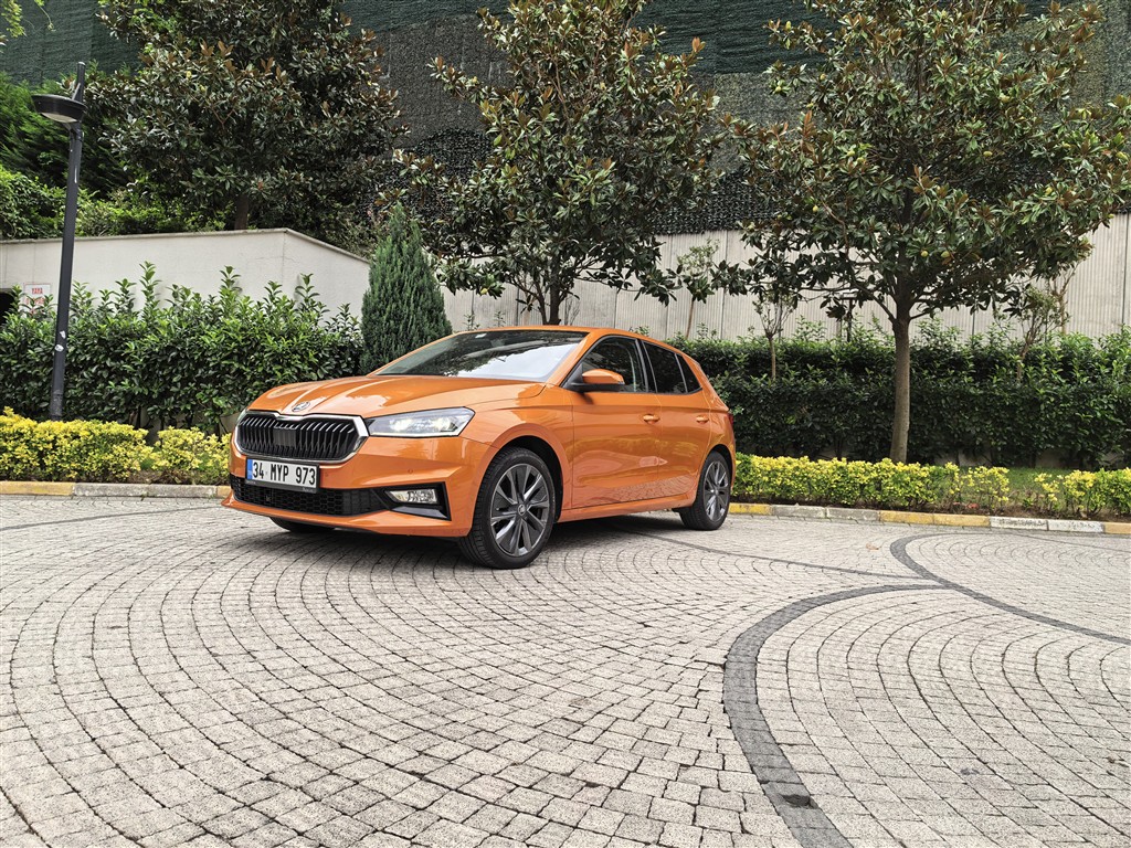 Škoda Fabia Premium 1.0 TSI 115 PS DSG: Küçük Sınıfta Büyük Otomobil Hissi
